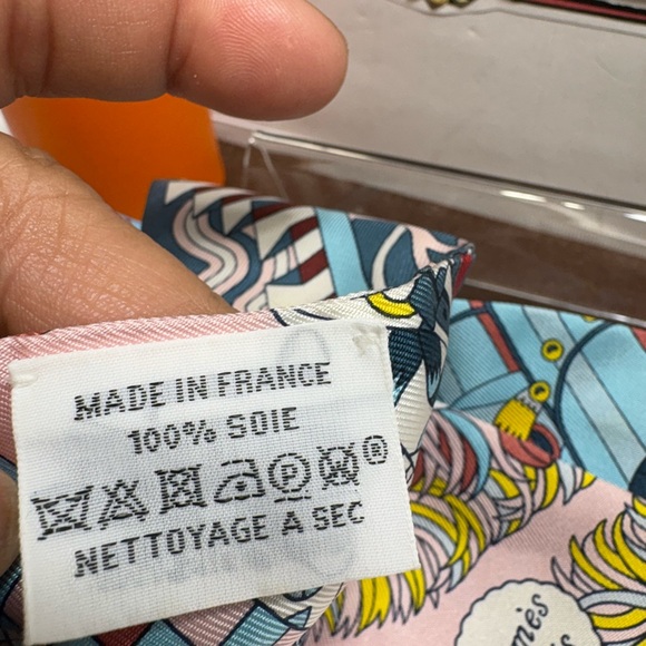 Hermès Twilly Scarf Collection in Blue, Pink, and Red - Picture 5 of 7